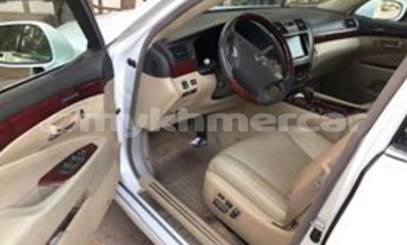 Buy Used Lexus LS White Car in Phnom Penh in Phnom Penh Buy Used Lexus LS White Car in Phnom Penh in Phnom Penh