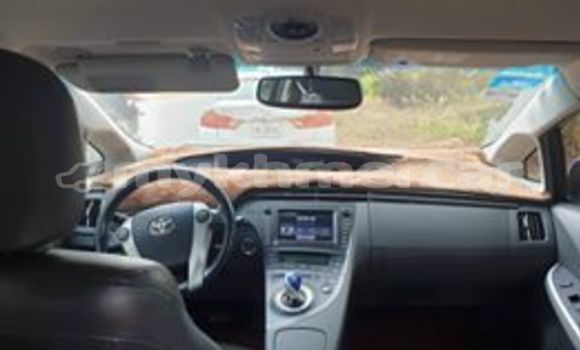 Buy Used Toyota Prius White Car in Phnom Penh in Phnom Penh Buy Used Toyota Prius White Car in Phnom Penh in Phnom Penh