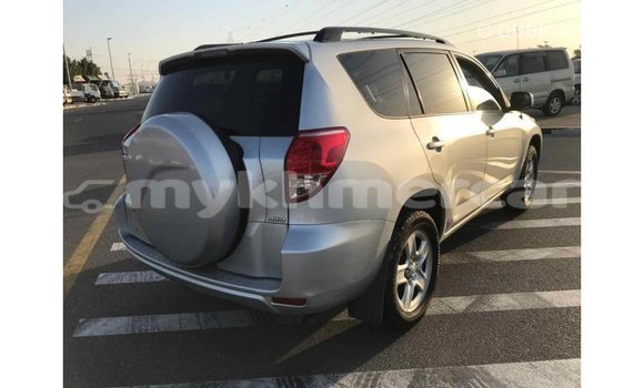 Acheter Import Utilitaire Toyota HiAce Autre à Import - Dubai, Kampot Province Acheter Import Utilitaire Toyota HiAce Autre à Import - Dubai, Kampot Province