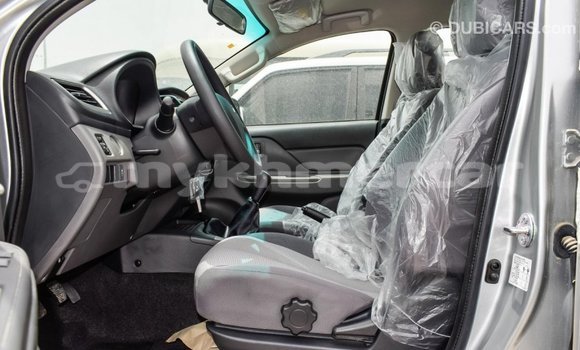 Acheter Import Voiture Mitsubishi L200 Autre à Import - Dubai, Kampot Province Acheter Import Voiture Mitsubishi L200 Autre à Import - Dubai, Kampot Province