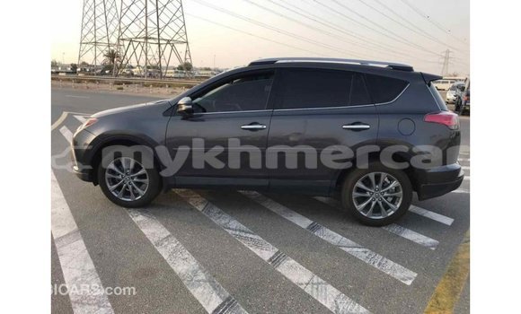 Acheter Import Utilitaire Toyota HiAce Noir à Import - Dubai, Kampot Province Acheter Import Utilitaire Toyota HiAce Noir à Import - Dubai, Kampot Province