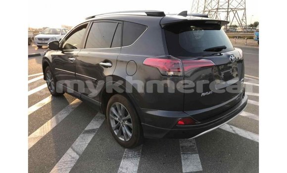 Acheter Import Utilitaire Toyota HiAce Noir à Import - Dubai, Kampot Province Acheter Import Utilitaire Toyota HiAce Noir à Import - Dubai, Kampot Province