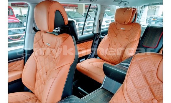 Acheter Import Voiture Toyota Land Cruiser Noir à Import - Dubai, Kampot Province Acheter Import Voiture Toyota Land Cruiser Noir à Import - Dubai, Kampot Province