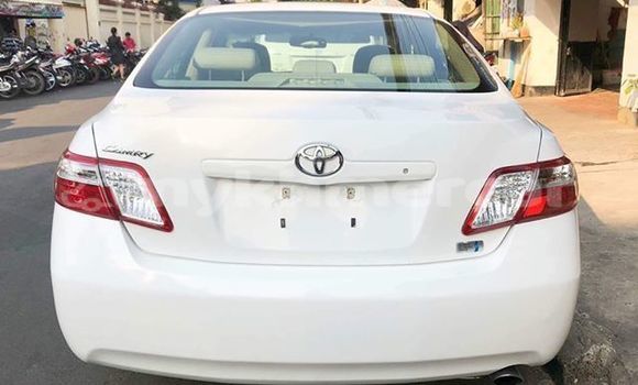 Buy Used Toyota Camry White Car in Phnom Penh in Phnom Penh Buy Used Toyota Camry White Car in Phnom Penh in Phnom Penh