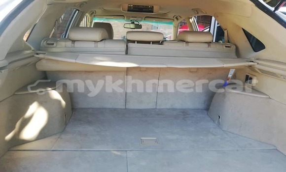 Buy Used Lexus RX White Car in Phnom Penh in Phnom Penh Buy Used Lexus RX White Car in Phnom Penh in Phnom Penh