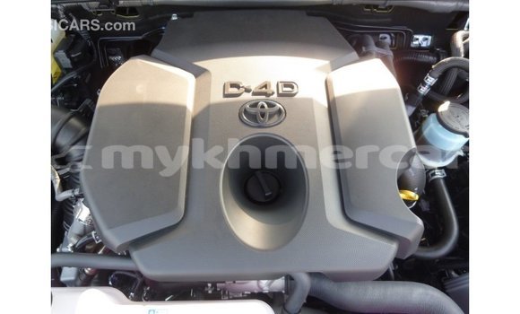 Acheter Import Voiture Toyota Prado Noir à Import - Dubai, Kampot Province Acheter Import Voiture Toyota Prado Noir à Import - Dubai, Kampot Province