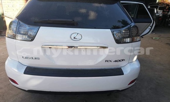 Buy Used Lexus RX White Car in Phnom Penh in Phnom Penh Buy Used Lexus RX White Car in Phnom Penh in Phnom Penh