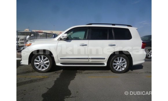 ទិញ នាំចូល Toyota Land Cruiser White ឡាន} ក្នុង Import - Dubai ក្នុង Kampot Province ទិញ នាំចូល Toyota Land Cruiser White ឡាន} ក្នុង Import - Dubai ក្នុង Kampot Province
