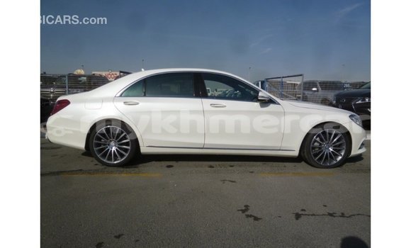ទិញ នាំចូល Mercedes-Benz 190 (W201) White ឡាន} ក្នុង Import - Dubai ក្នុង Kampot Province ទិញ នាំចូល Mercedes-Benz 190 (W201) White ឡាន} ក្នុង Import - Dubai ក្នុង Kampot Province