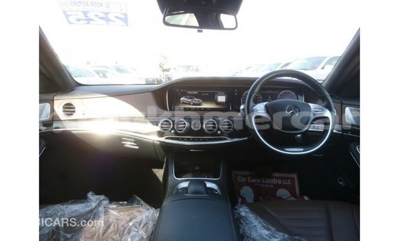 ទិញ នាំចូល Mercedes-Benz 190 (W201) White ឡាន} ក្នុង Import - Dubai ក្នុង Kampot Province ទិញ នាំចូល Mercedes-Benz 190 (W201) White ឡាន} ក្នុង Import - Dubai ក្នុង Kampot Province