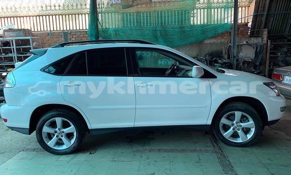 Buy Used Lexus RX 330 White Car in Phnom Penh in Phnom Penh Buy Used Lexus RX 330 White Car in Phnom Penh in Phnom Penh