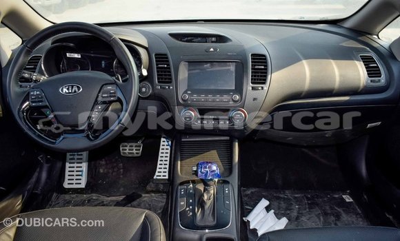 Acheter Import Voiture Kia Cerato Blanc à Import - Dubai, Kampot Province Acheter Import Voiture Kia Cerato Blanc à Import - Dubai, Kampot Province