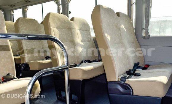 ទិញ នាំចូល Toyota Coaster White ឡាន} ក្នុង Import - Dubai ក្នុង Kampot Province ទិញ នាំចូល Toyota Coaster White ឡាន} ក្នុង Import - Dubai ក្នុង Kampot Province