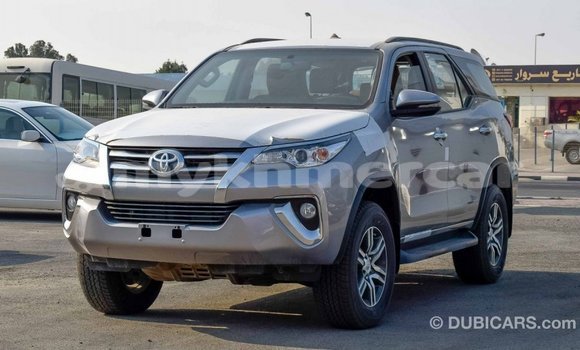 Acheter Import Voiture Toyota Fortuner Autre à Import - Dubai, Kampot Province Acheter Import Voiture Toyota Fortuner Autre à Import - Dubai, Kampot Province