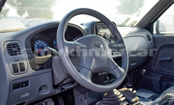 Acheter Import Voiture Nissan NP 300 Blanc à Import - Dubai, Kampot Province Acheter Import Voiture Nissan NP 300 Blanc à Import - Dubai, Kampot Province