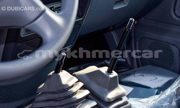 Acheter Import Voiture Nissan NP 300 Blanc à Import - Dubai, Kampot Province Acheter Import Voiture Nissan NP 300 Blanc à Import - Dubai, Kampot Province