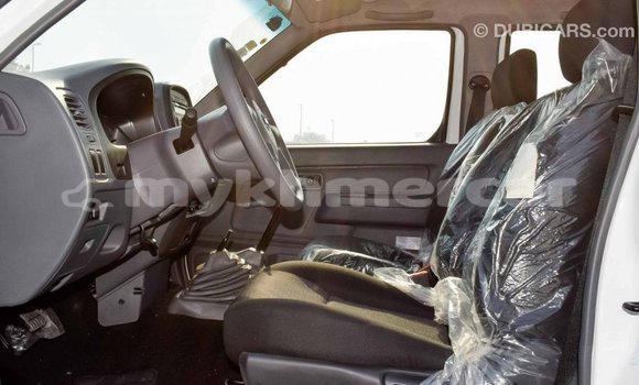Acheter Import Voiture Nissan NP 300 Blanc à Import - Dubai, Kampot Province Acheter Import Voiture Nissan NP 300 Blanc à Import - Dubai, Kampot Province