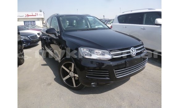 Buy Import Volkswagen Touareg Black Car in Import - Dubai in Kampot Province