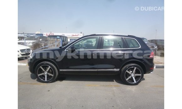 Acheter Import Voiture Volkswagen Touareg Noir à Import - Dubai, Kampot Province Acheter Import Voiture Volkswagen Touareg Noir à Import - Dubai, Kampot Province