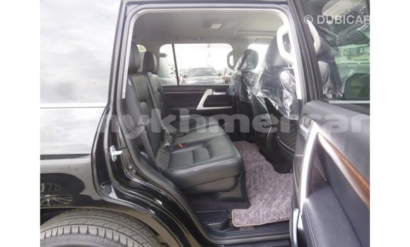 Acheter Import Voiture Toyota Land Cruiser Noir à Import - Dubai, Kampot Province Acheter Import Voiture Toyota Land Cruiser Noir à Import - Dubai, Kampot Province