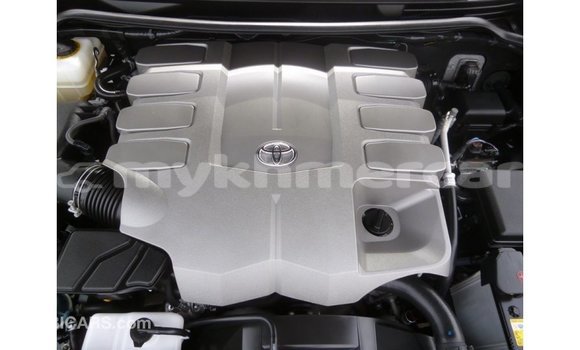 Acheter Import Voiture Toyota Land Cruiser Noir à Import - Dubai, Kampot Province Acheter Import Voiture Toyota Land Cruiser Noir à Import - Dubai, Kampot Province